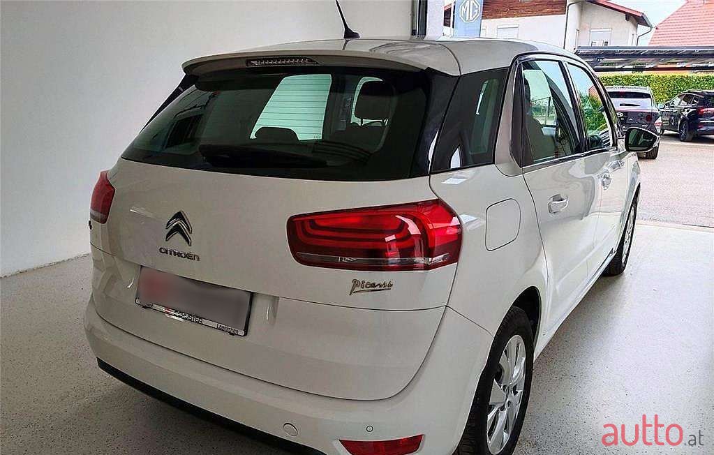 2017' Citroen C4 Picasso photo #5