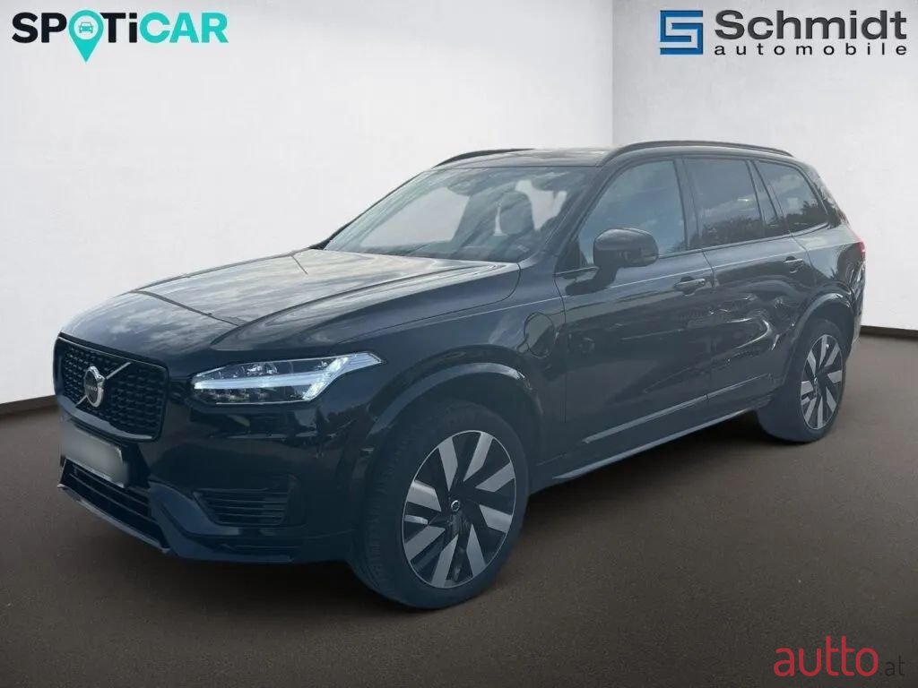 2023' Volvo XC90 photo #2