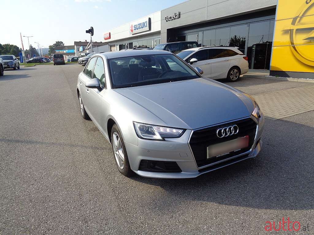 2019' Audi A4 photo #2