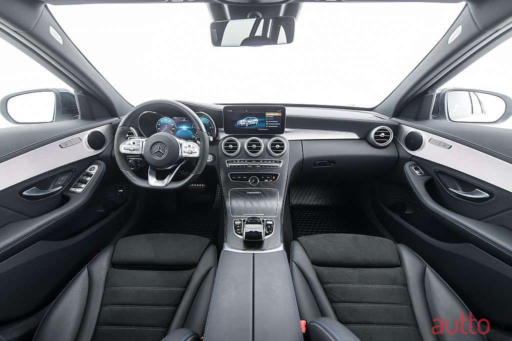 2021' Mercedes-Benz C-Klasse photo #4