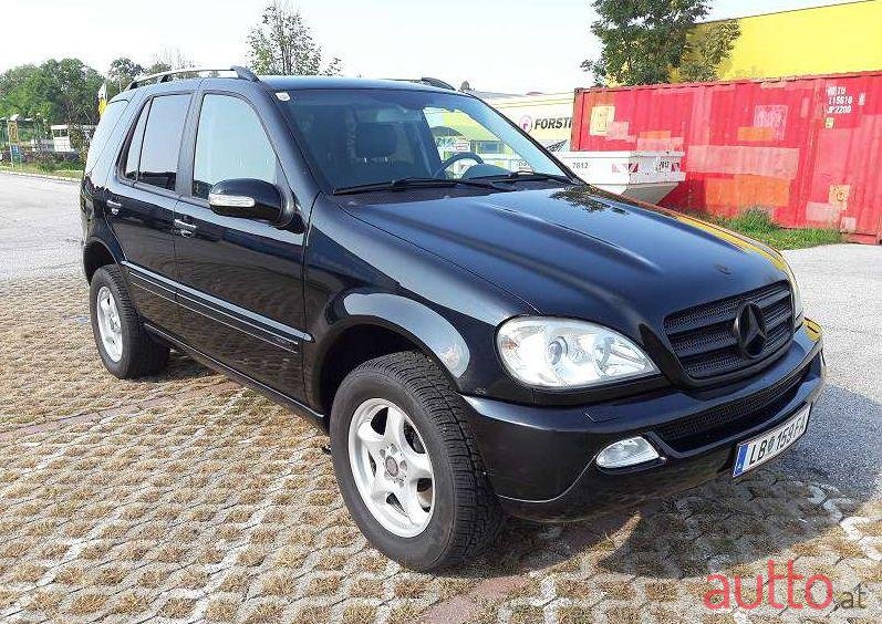 2004' Mercedes-Benz M-Klasse photo #1