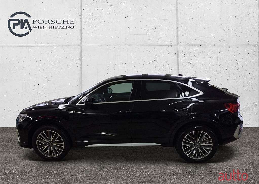 2023' Audi Q3 photo #3