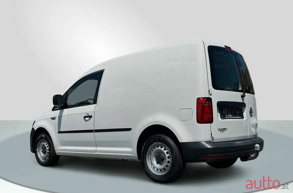 2017' Volkswagen Caddy photo #4