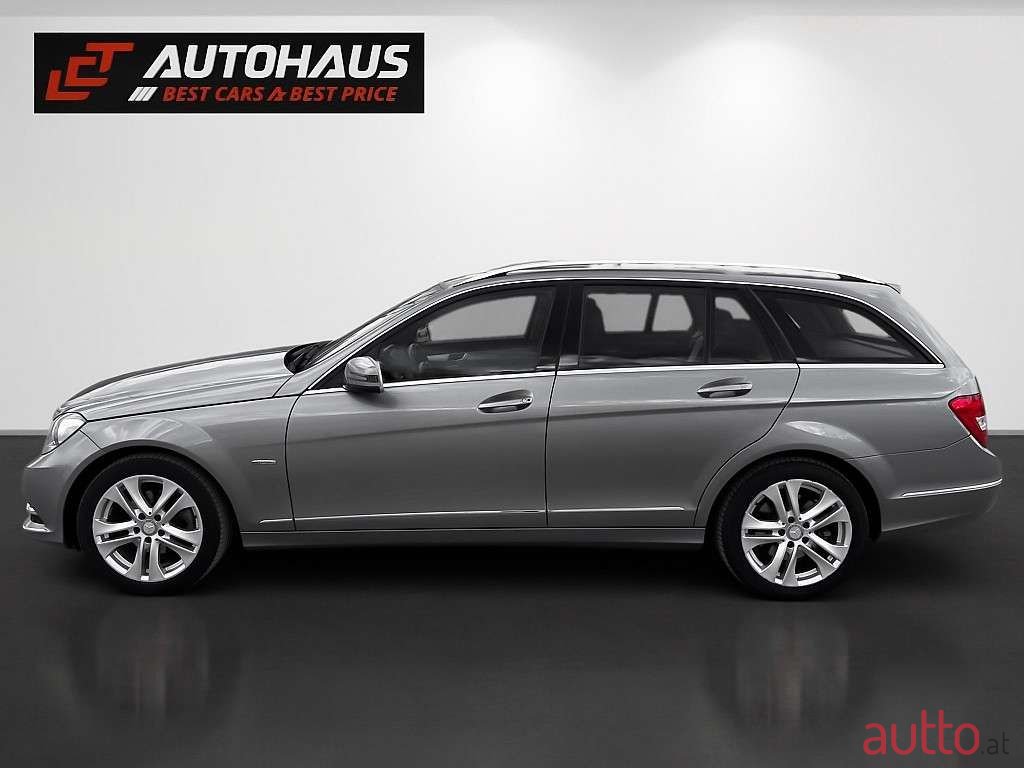 2012' Mercedes-Benz C-Klasse photo #2