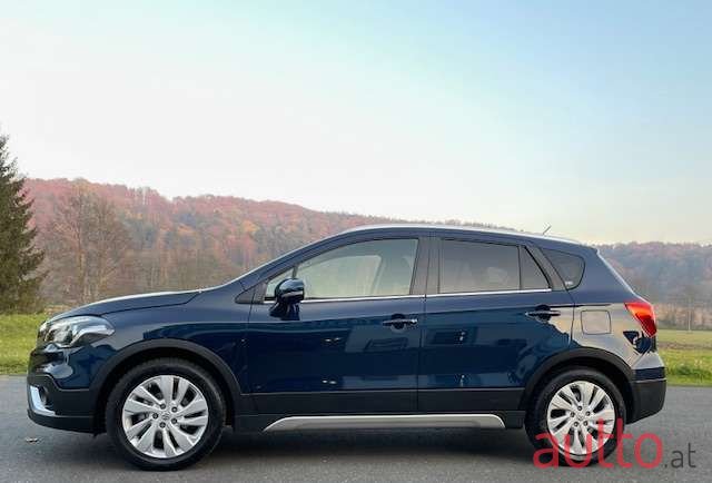 2019' Suzuki S-Cross photo #2