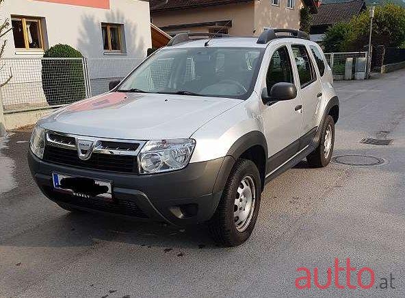 2010' Dacia Duster photo #2