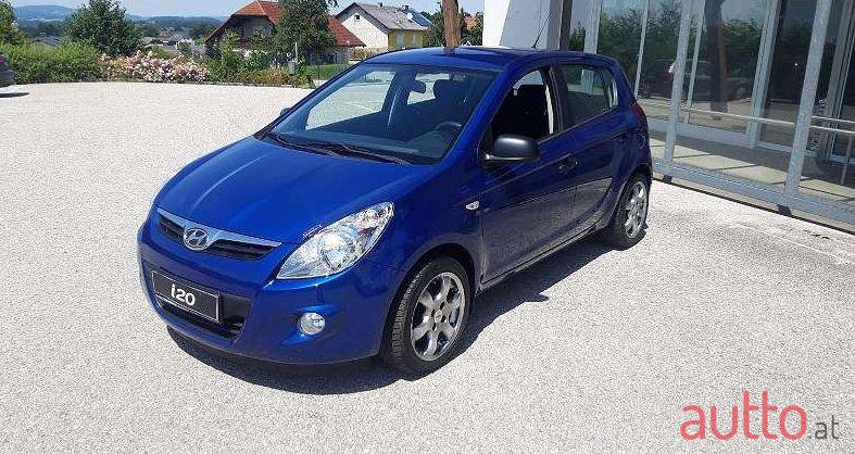 2012' Hyundai i20 photo #1