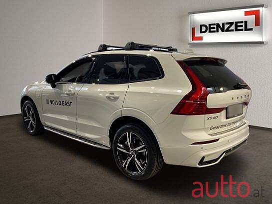 2022' Volvo XC60 photo #2