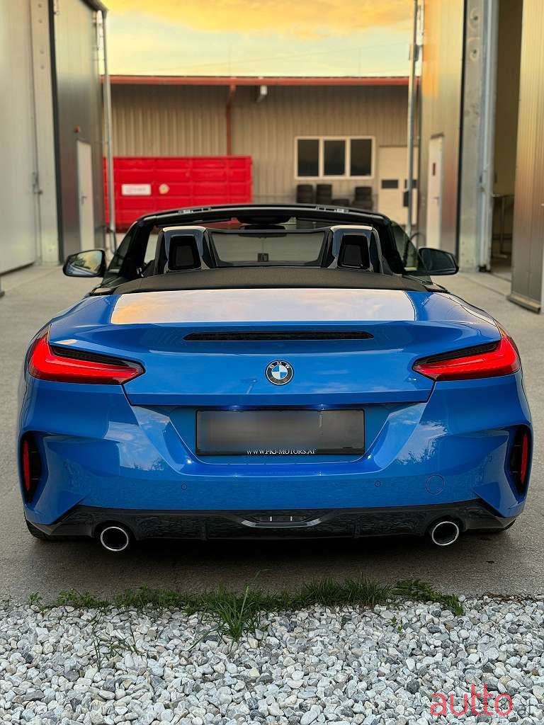 2019' BMW Z4 photo #3
