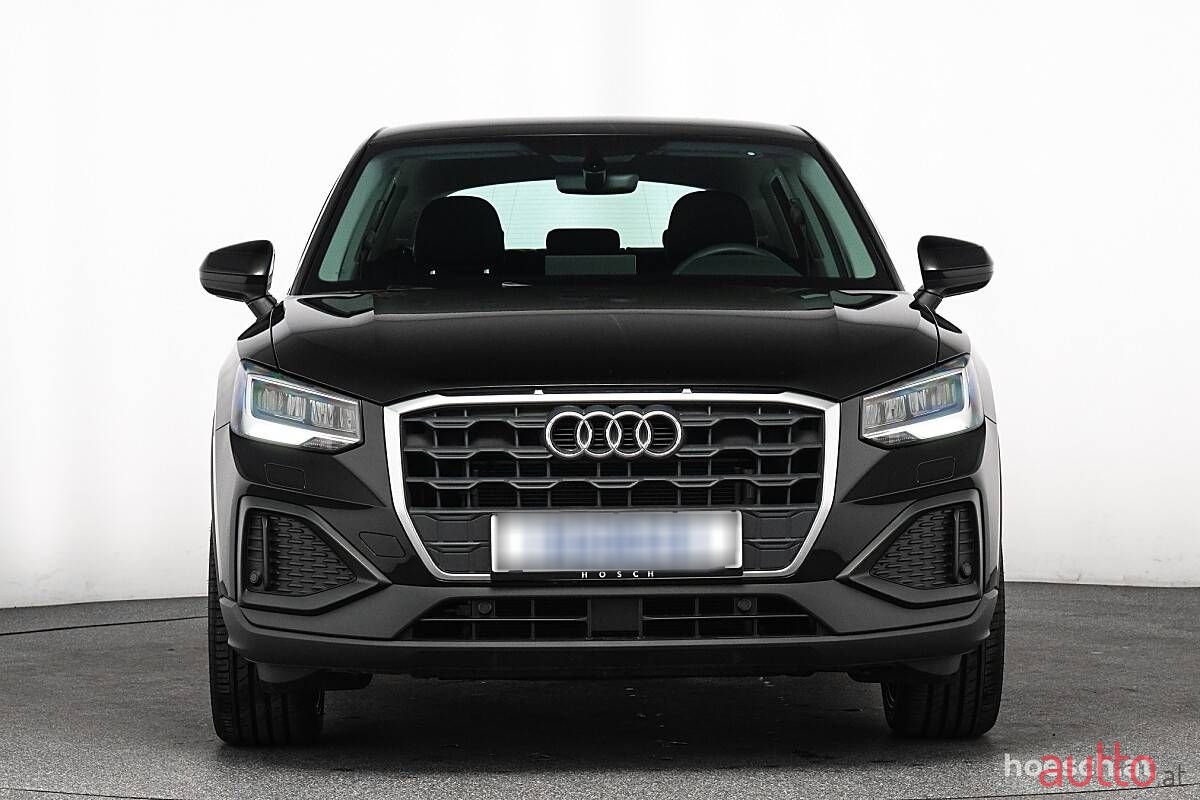2023' Audi Q2 photo #2