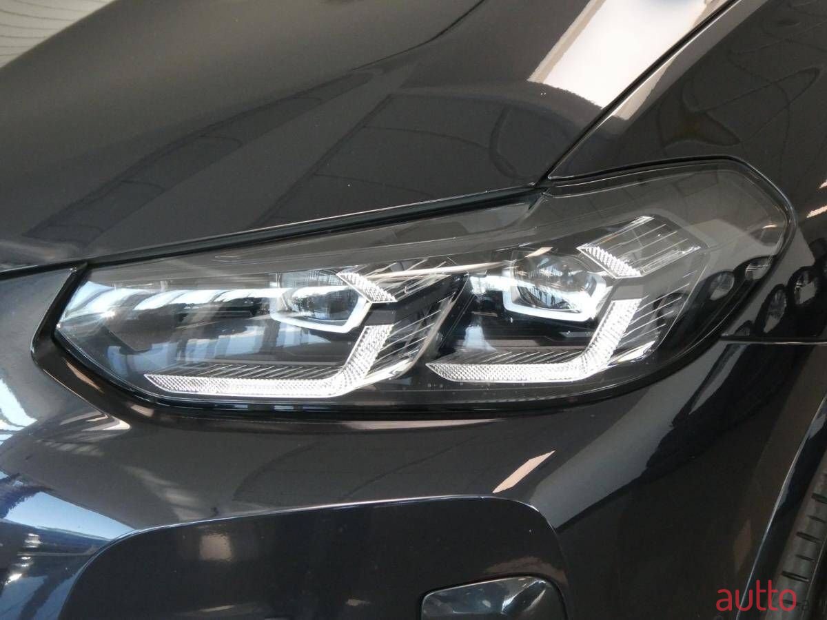 2022' BMW X4 photo #3