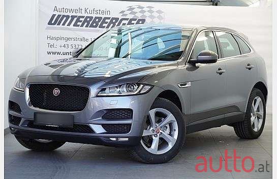 2020' Jaguar F-Pace photo #1