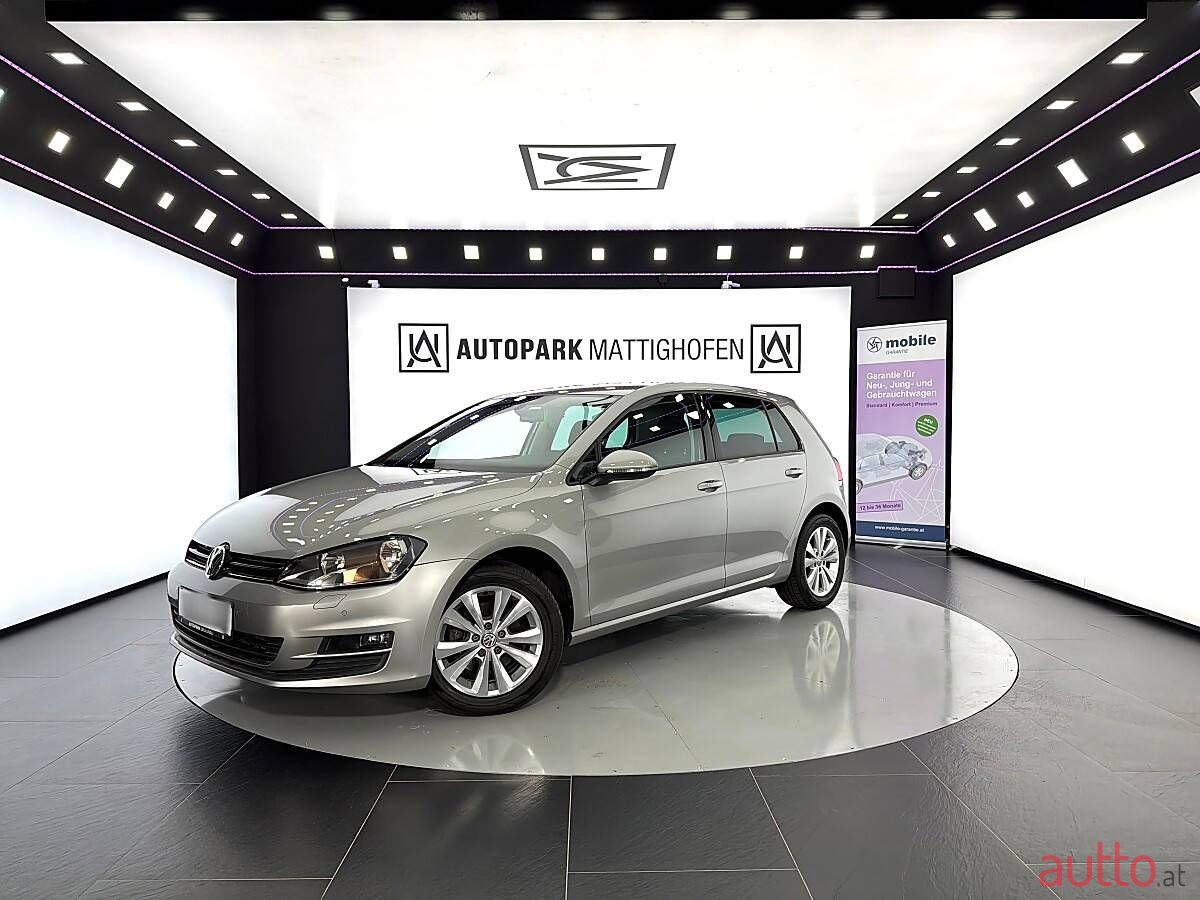 2016' Volkswagen Golf photo #1