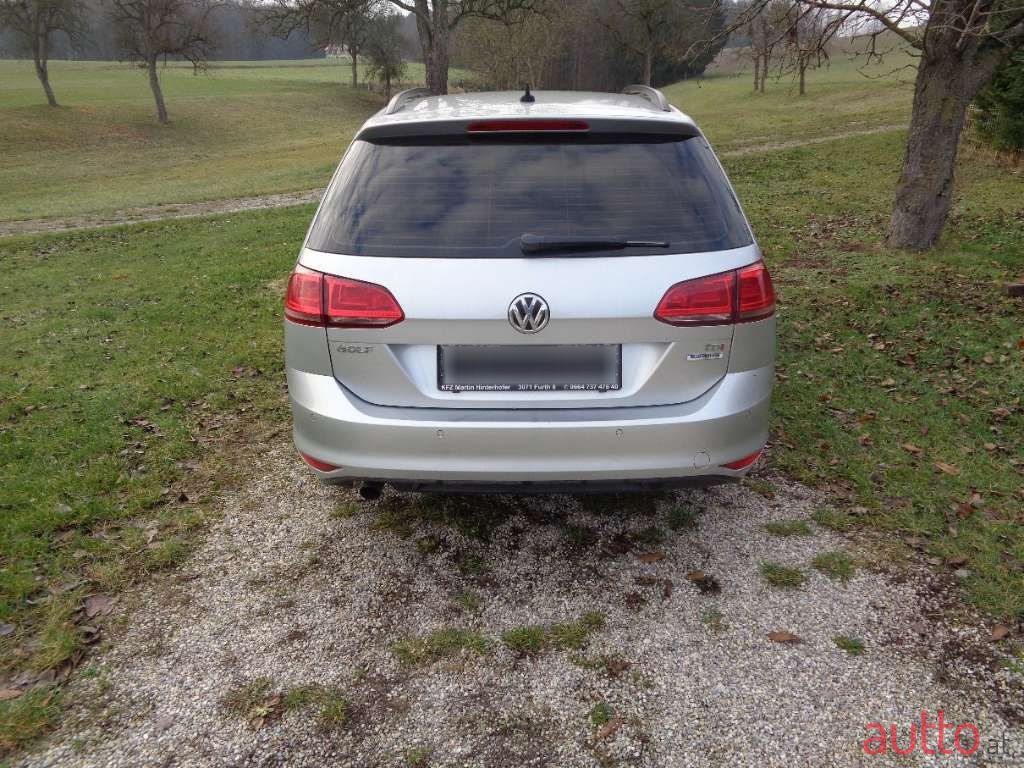 2016' Volkswagen Golf photo #4