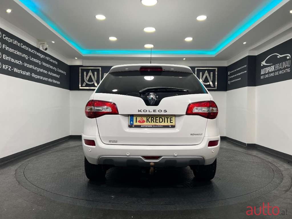 2011' Renault Koleos photo #5