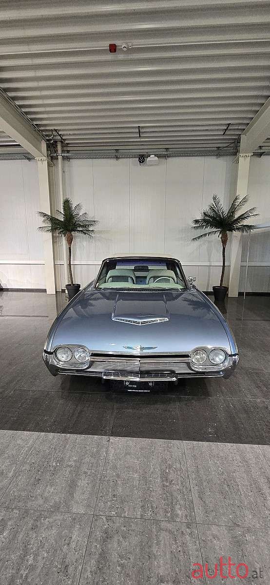 1962' Ford Thunderbird photo #2