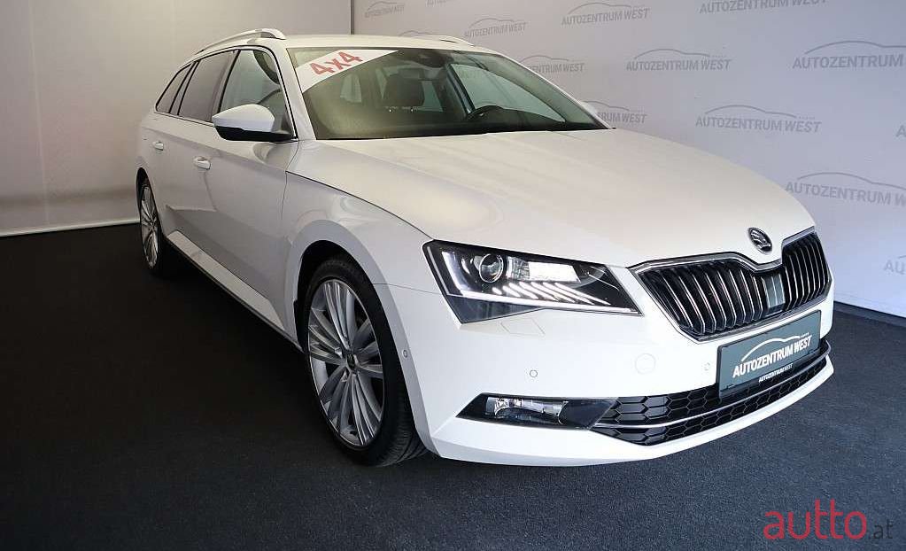 2015' Skoda Superb photo #3