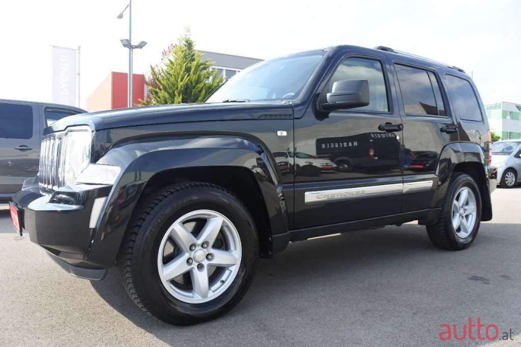 2010' Jeep Cherokee photo #2