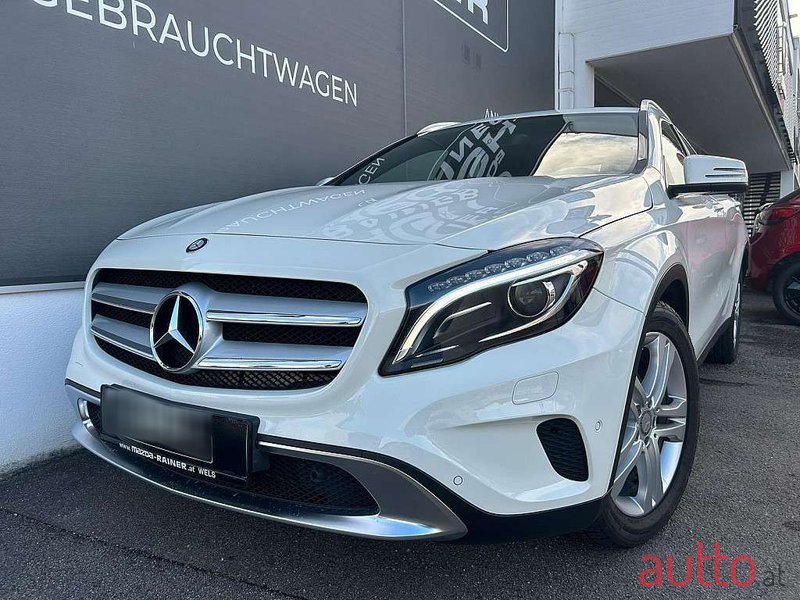 2016' Mercedes-Benz Gla-Klasse photo #1