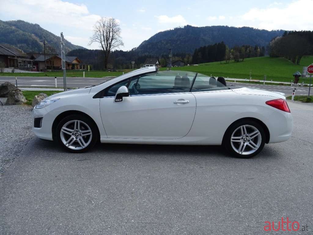 2011' Peugeot 308 photo #4