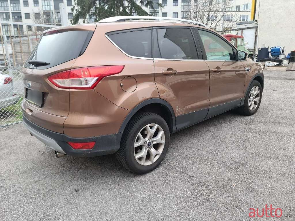 2013' Ford Kuga photo #6