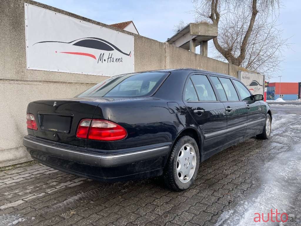 2001' Mercedes-Benz E-Klasse photo #5