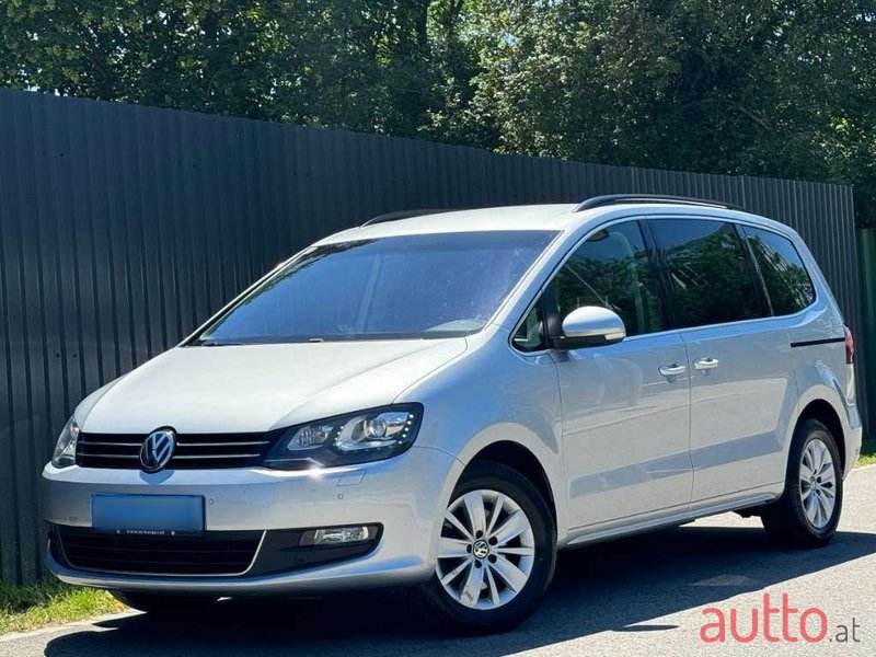 2016' Volkswagen Sharan photo #4