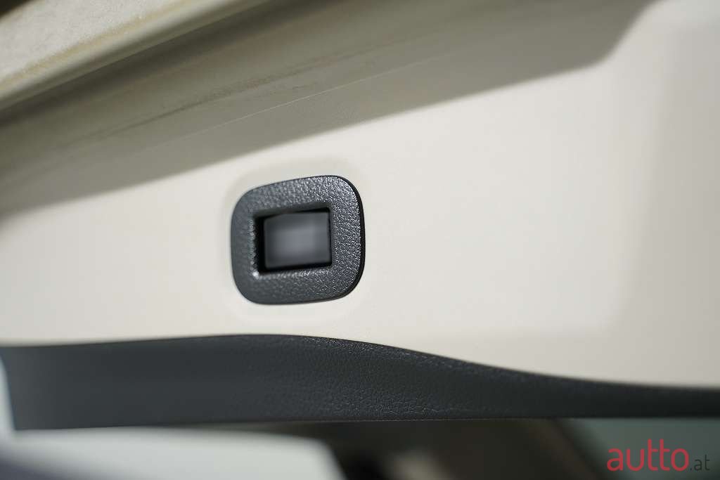 2017' Nissan X-Trail photo #5