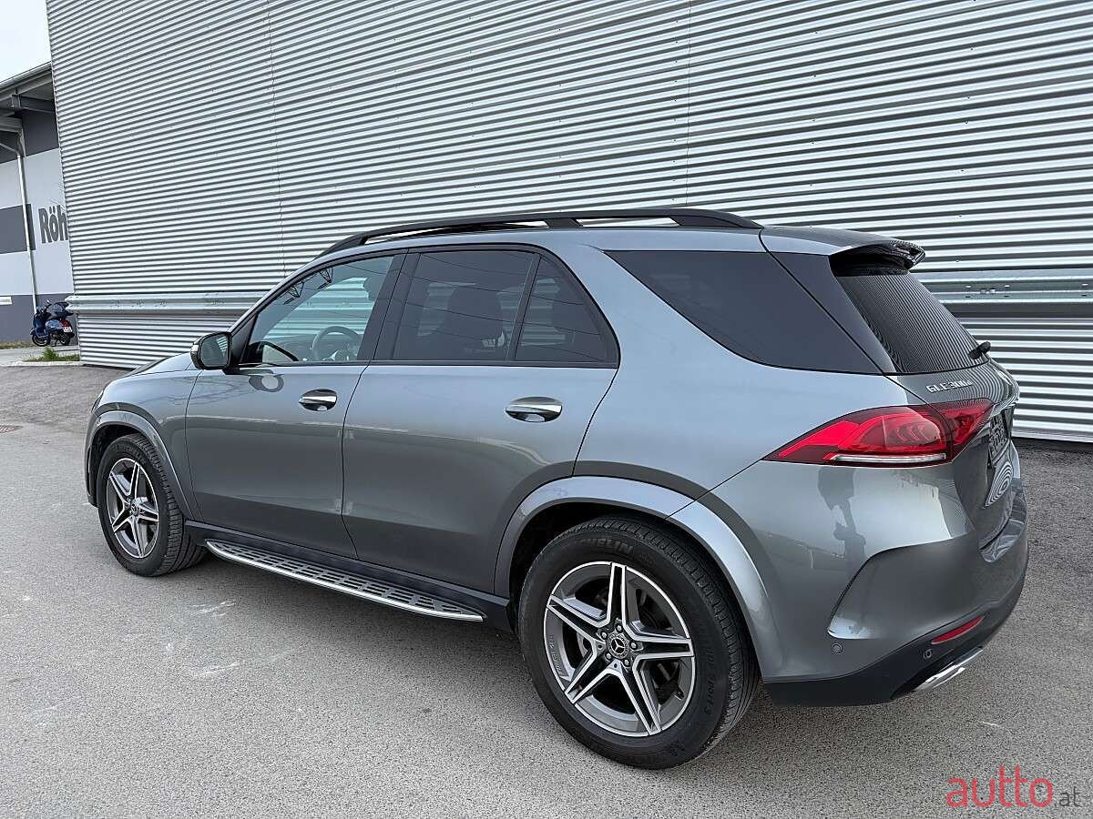 2022' Mercedes-Benz Gle-Klasse photo #5