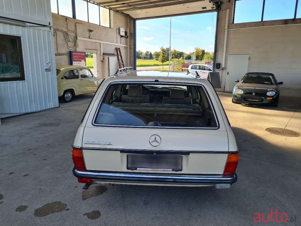 1985' Mercedes-Benz 230TE W123 photo #6