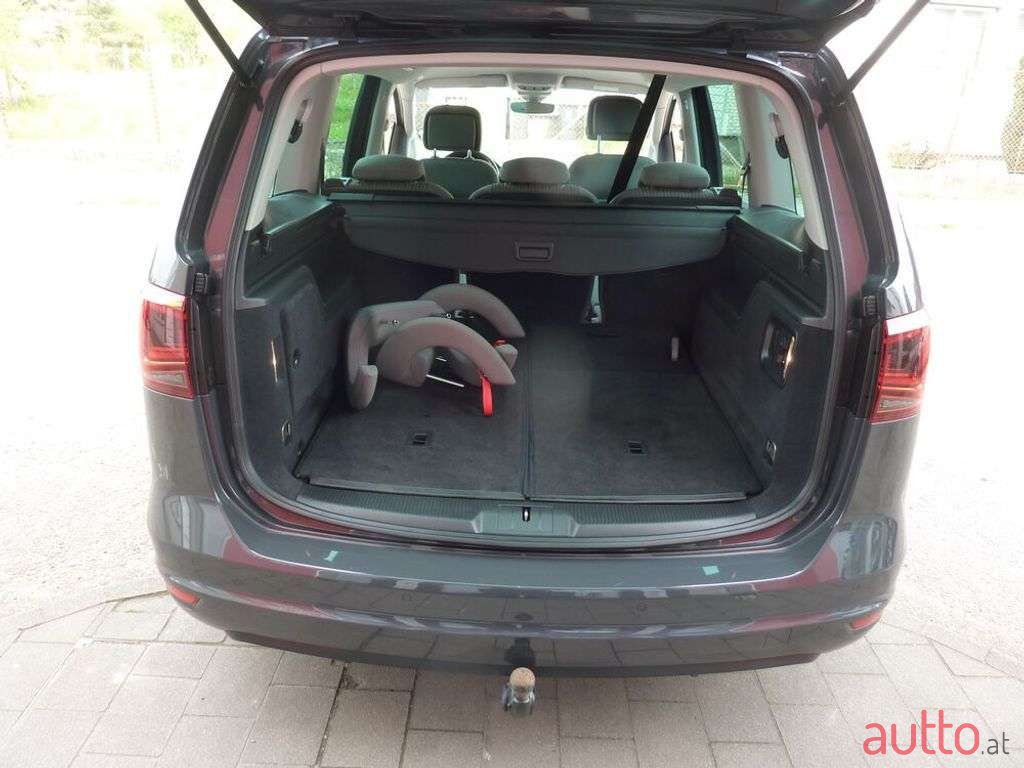 2018' SEAT Alhambra photo #4