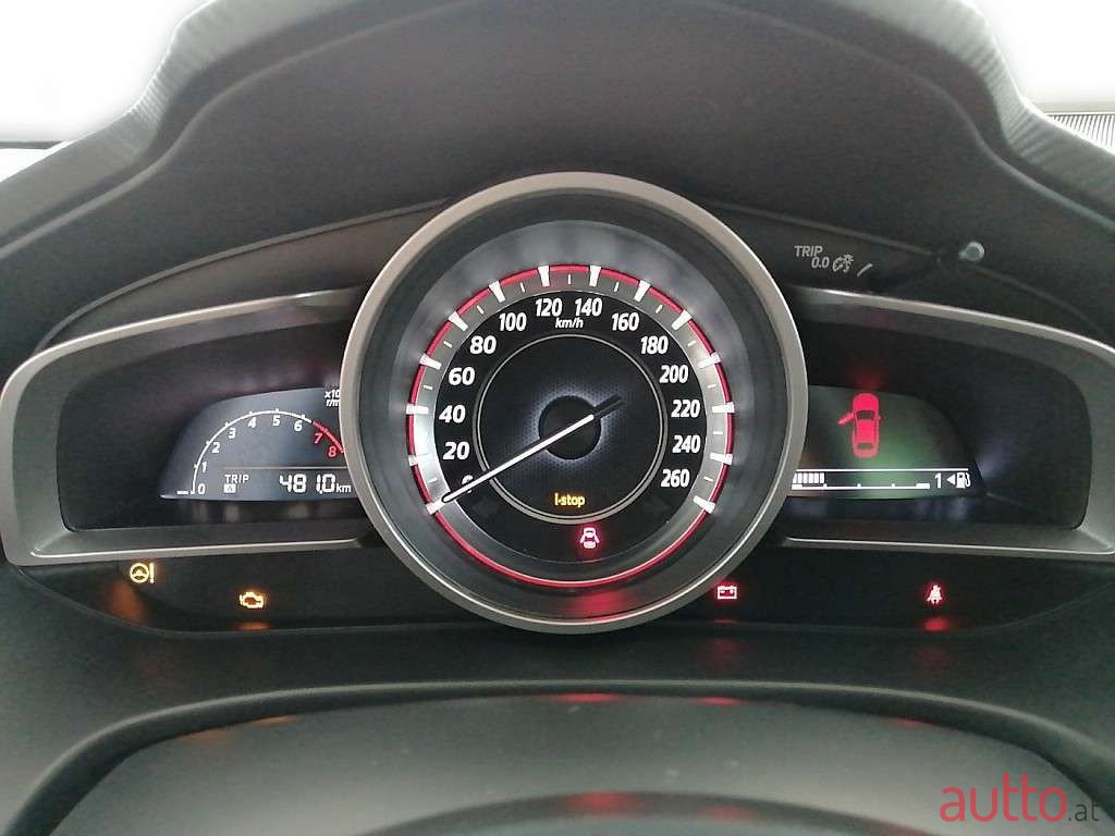 2016' Mazda Mazda3 photo #3