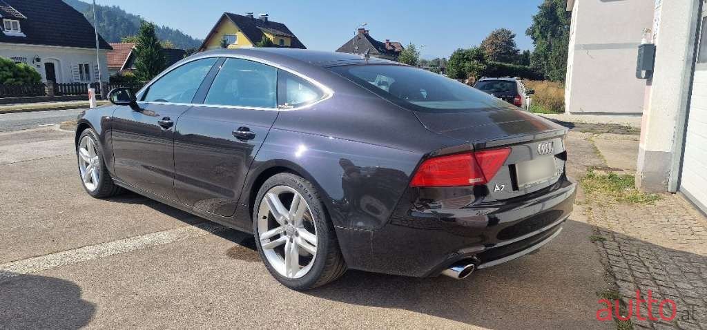 2011' Audi A7 photo #3