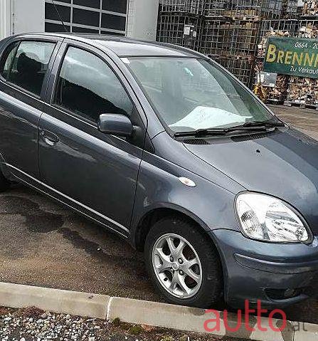 2005' Toyota Yaris photo #1
