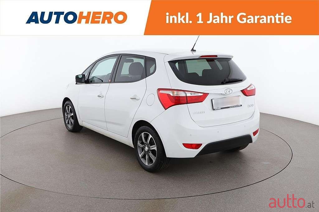 2017' Hyundai ix20 photo #3