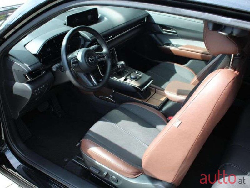 2022' Mazda MX-30 photo #5