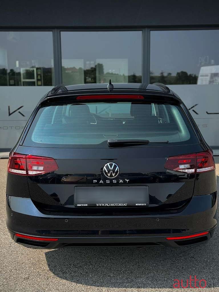 2020' Volkswagen Passat photo #4