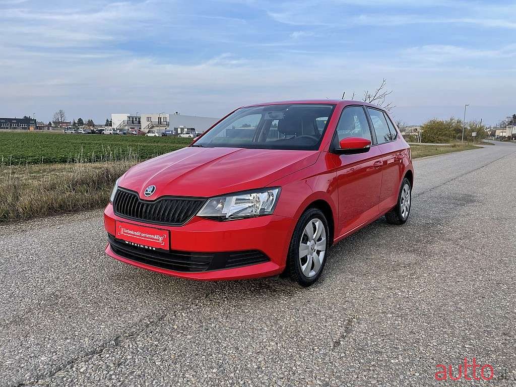 2017' Skoda Fabia photo #1