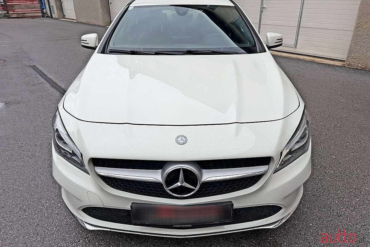 2017' Mercedes-Benz Cla-Klasse photo #4