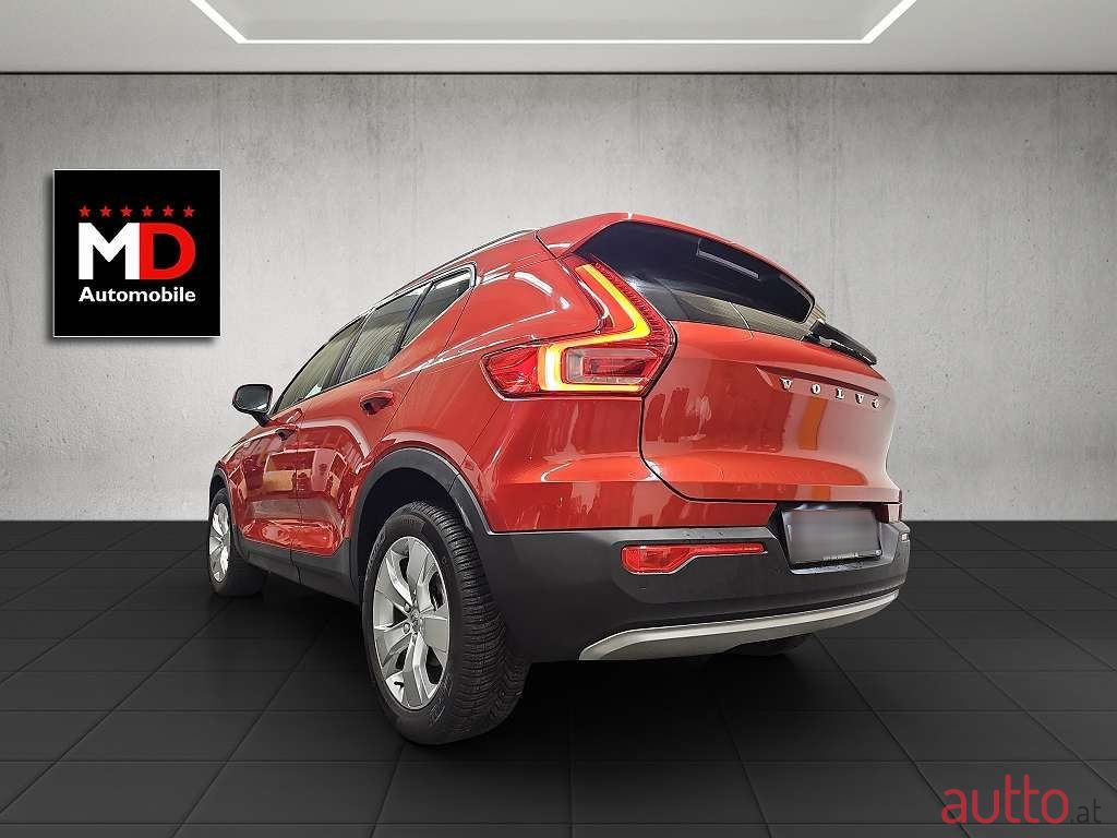 2022' Volvo XC40 photo #4