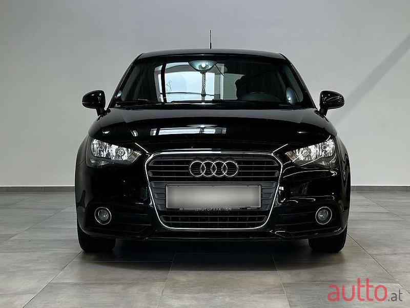 2011' Audi A1 photo #2