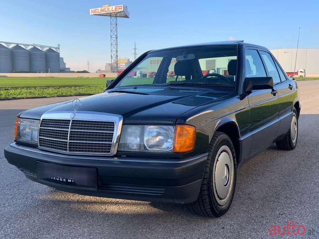 1989' Mercedes-Benz 190 photo #2