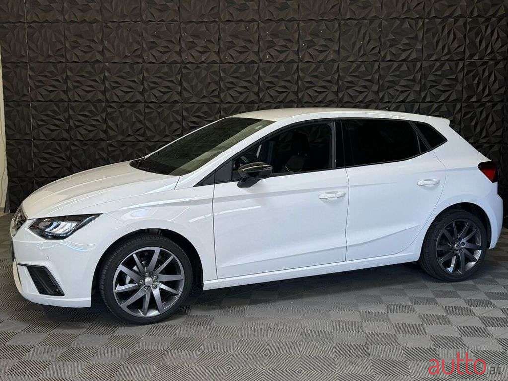 2022' SEAT Ibiza photo #4
