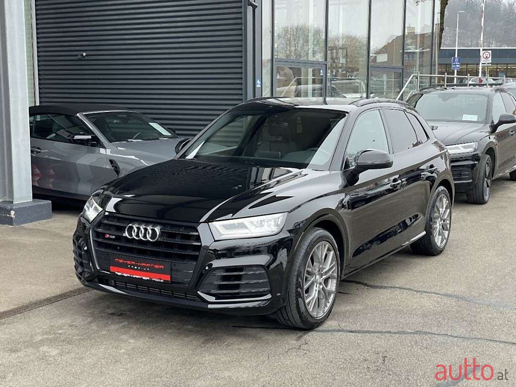 2020' Audi Q5 photo #1