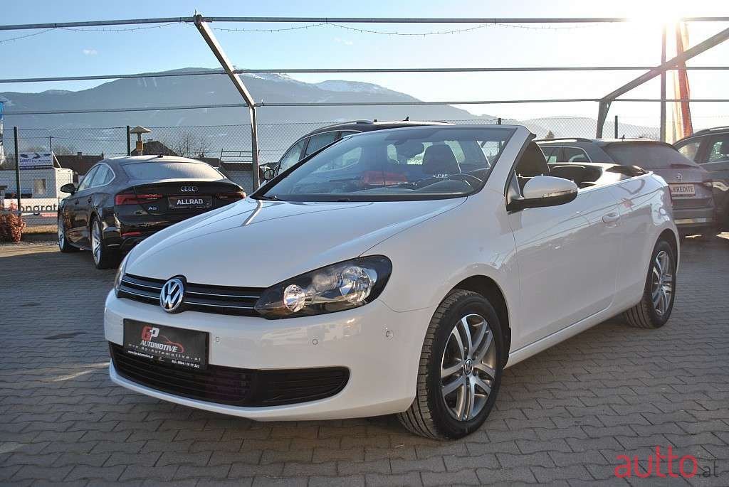 2015' Volkswagen Golf photo #1