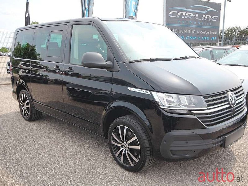 2021' Volkswagen Multivan photo #5