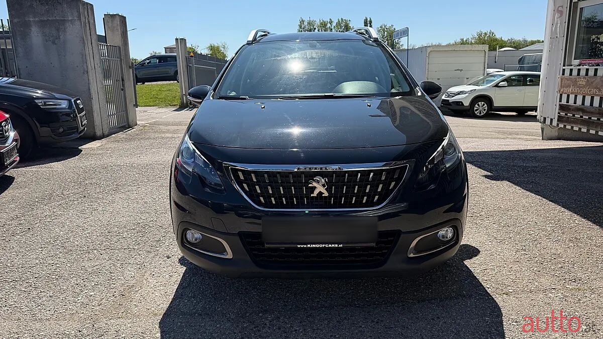 2019' Peugeot 2008 photo #3