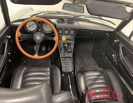 1985' Alfa Romeo Spider photo #6
