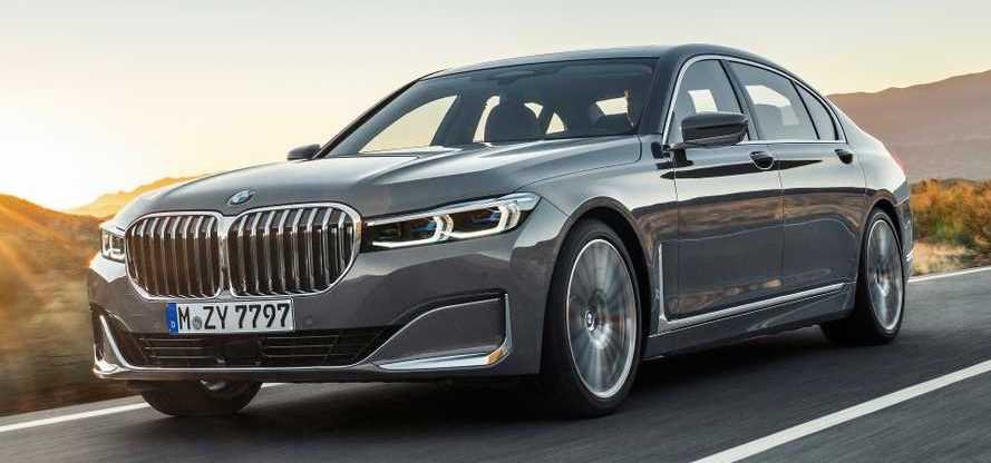 2020 BMW 7 Series Debuts With Massive Grille, New V8 Engine