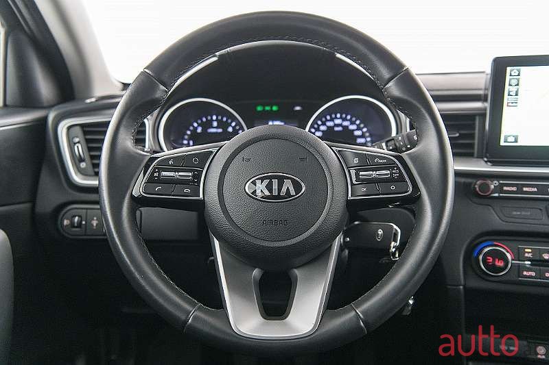 2019' Kia Ceed photo #5